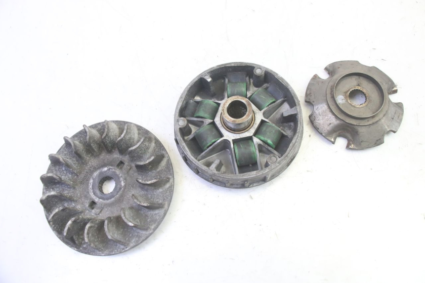 photo de VARIATOR PIAGGIO MP3 RL 250 (2007 - 2010) - Zoom on usage condition