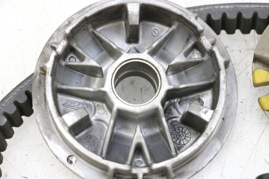 photo de VARIATOR PEUGEOT SATELIS 125 (2013 - 2018) - Additional view of the item