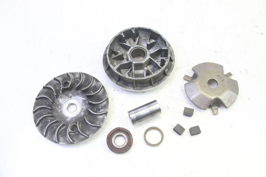 photo de VARIATOR PEUGEOT TWEET PRO EFI 4T 50 (2021 - 2022)