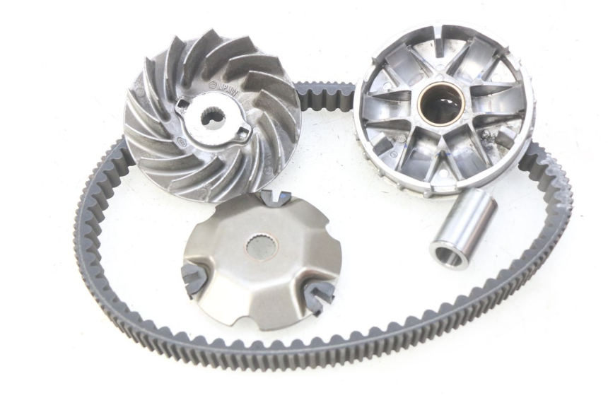 photo de VARIATOR PIAGGIO VESPA GTS IGET ABS 125 (2017 - 2023)