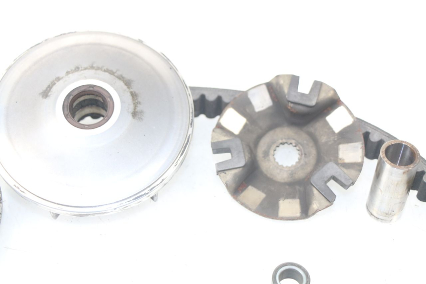 photo de VARIATOR YAMAHA XMAX X-MAX ABS 125 (2014 - 2016) - Alternative perspective