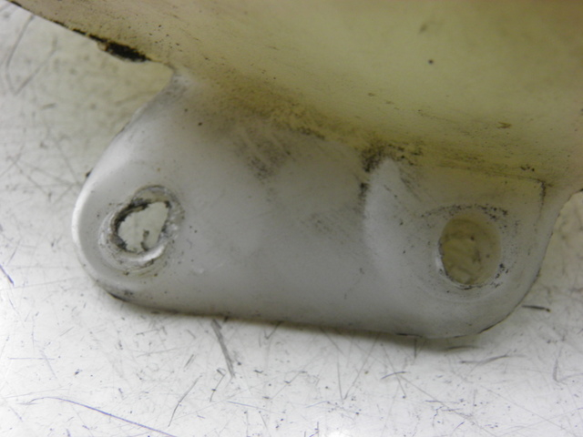 photo de COOLANT EXPANSION BOTTLE APRILIA LEONARDO 125 (1999 - 2001)
