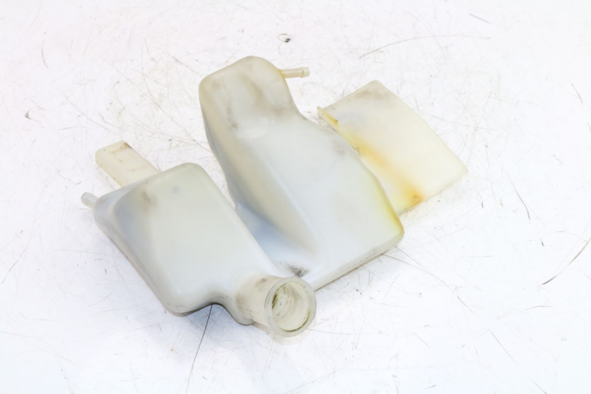 photo de COOLANT EXPANSION BOTTLE HONDA CB F HORNET 600 (1998 - 1999)