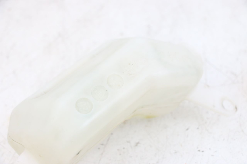 photo de COOLANT EXPANSION BOTTLE YAMAHA MT-07 MT07 ABS 700 (2018 - 2020) - Zoom on usage condition