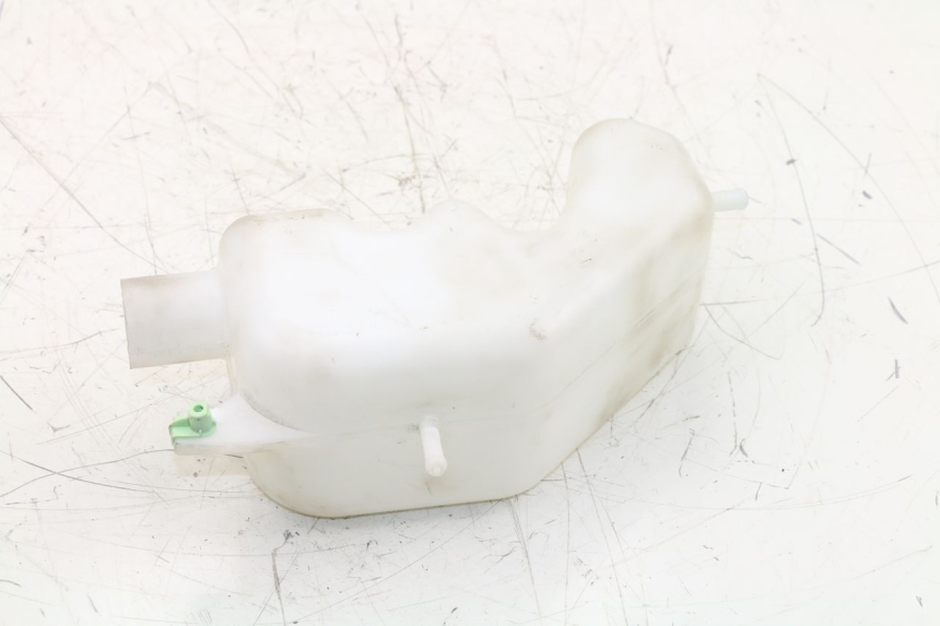 photo de COOLANT EXPANSION BOTTLE PEUGEOT METROPOLIS 400 (2011 - 2016)