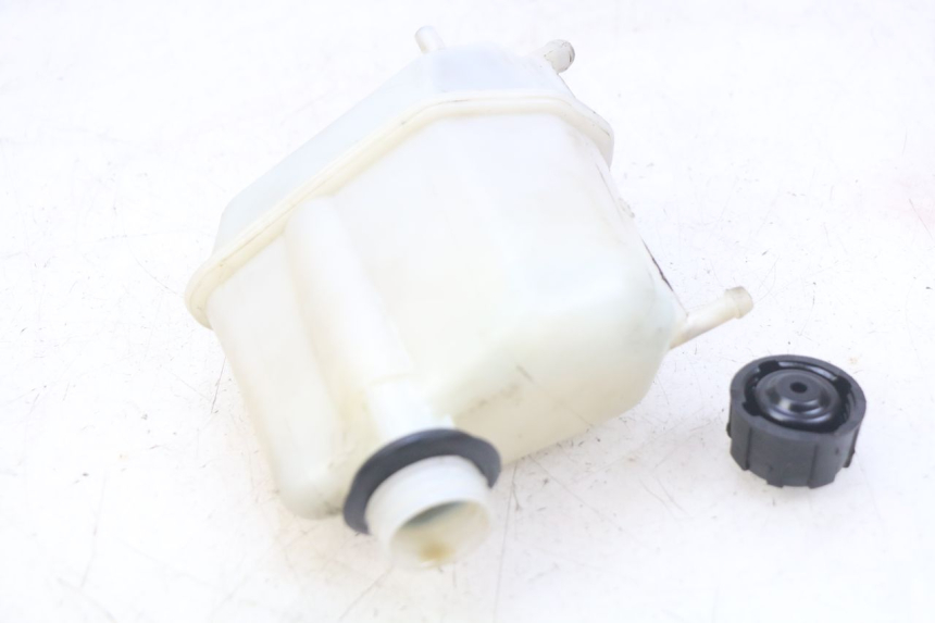 photo de EXPANSION TANK PIAGGIO XEVO - X EVO 125 (2007 - 2016)