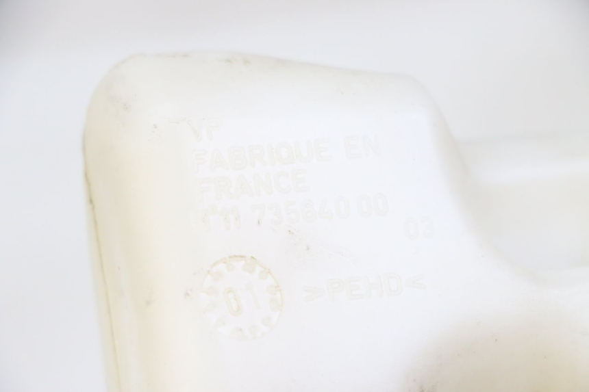 photo de COOLANT EXPANSION BOTTLE PEUGEOT SPEEDFIGHT 2 LC 50 (2000 - 2009)