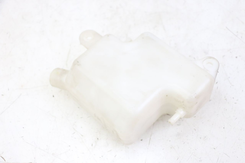 photo de COOLANT EXPANSION BOTTLE SUZUKI BURGMAN 125 (2015 - 2017)