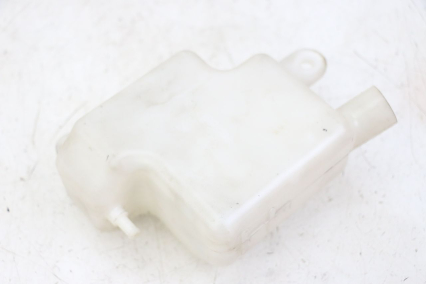 photo de COOLANT EXPANSION BOTTLE SUZUKI BURGMAN 125 (2015 - 2017)