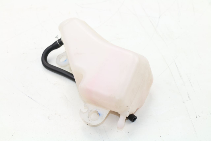 photo de COOLANT EXPANSION BOTTLE YAMAHA TRICITY 125 (2012 - 2016)