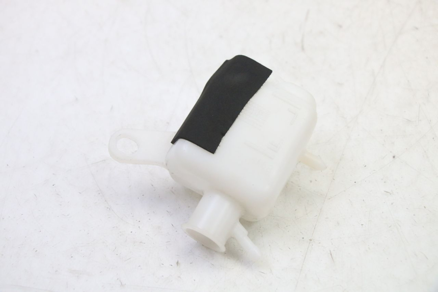 photo de COOLANT EXPANSION BOTTLE YAMAHA XMAX X-MAX 125 (2021 - 2025)