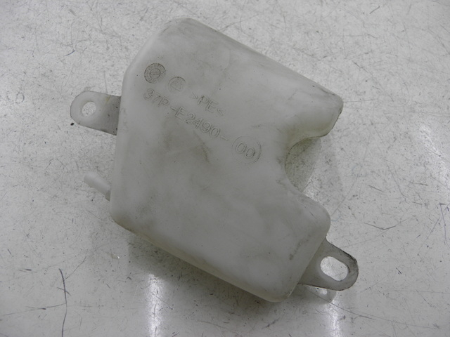 photo de COOLANT EXPANSION BOTTLE YAMAHA X-MAX XMAX 125 (2010 - 2014)