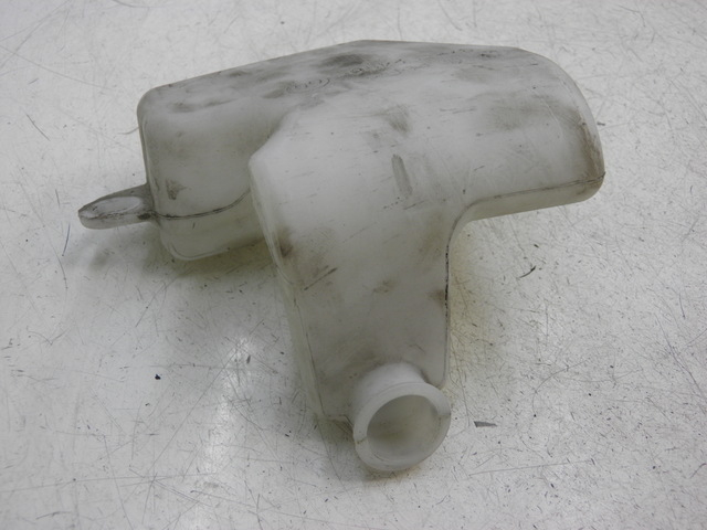 photo de COOLANT EXPANSION BOTTLE YAMAHA X-MAX XMAX 125 (2010 - 2014)