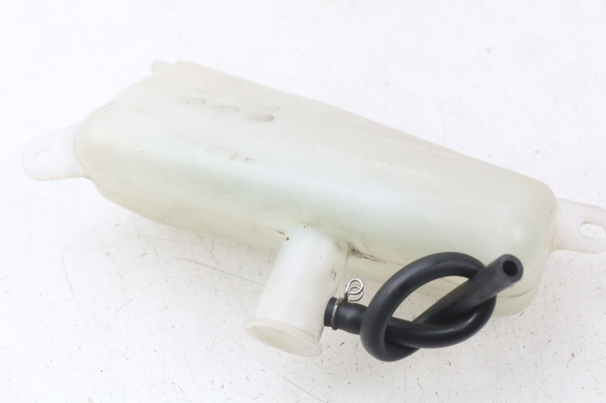 photo de COOLANT EXPANSION BOTTLE YAMAHA XP T-MAX TMAX 500 (2008 - 2012)