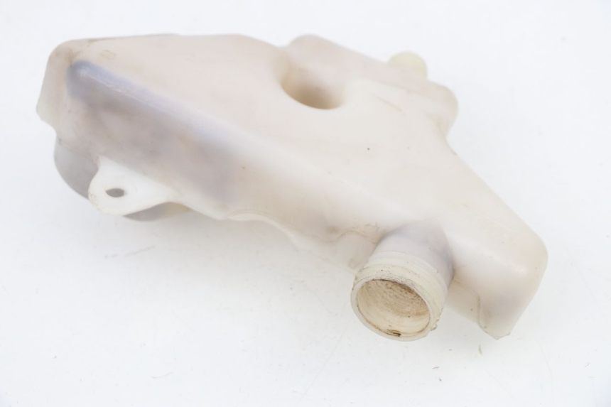 photo de COOLANT EXPANSION BOTTLE YAMAHA YP MAJESTY 125 (1998 - 2001)