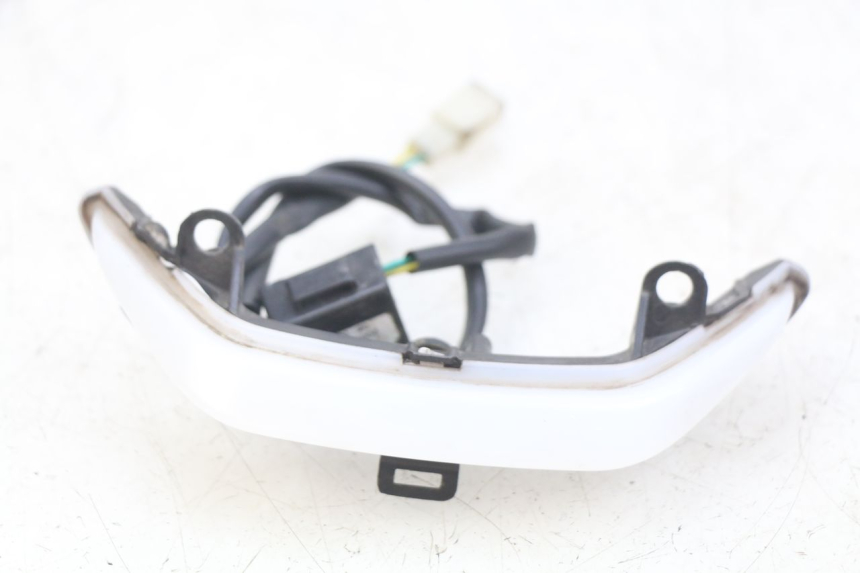 photo de POSITION LIGHT PEUGEOT KISBEE 4T 50 (2018 - 2022)