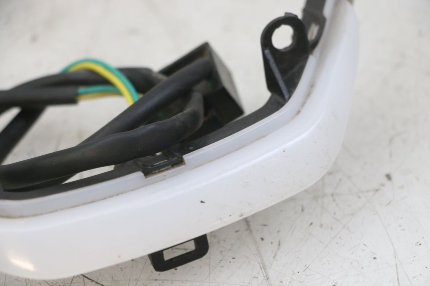 photo de POSITION LIGHT PEUGEOT KISBEE 4T 50 (2018 - 2022)