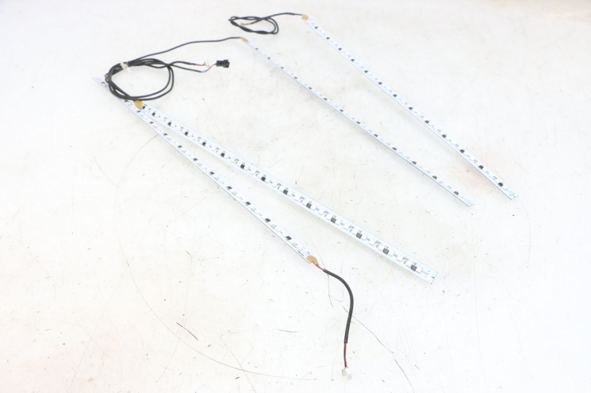 photo de PILOT LIGHT DUALTRON MINI SPECIAL 1