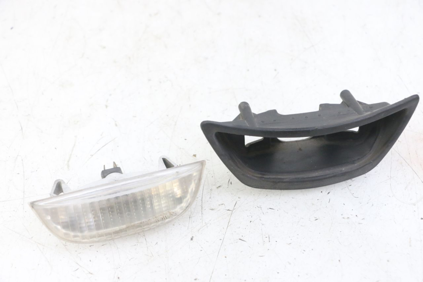 photo de POSITION LIGHT PIAGGIO MP3 LT 400 (2007 - 2012)