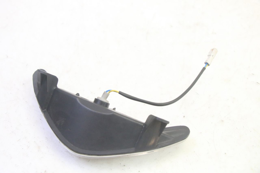 photo de PILOT LIGHT PIAGGIO MP3 500 (2016 - 2018) - Alternative perspective