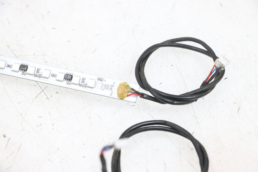 photo de PILOT LIGHT DUALTRON VICTOR LIMITED 1