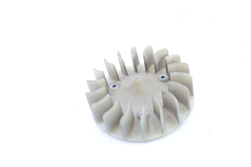 photo de FAN PEUGEOT KISBEE 2T 50 (2010 - 2017)