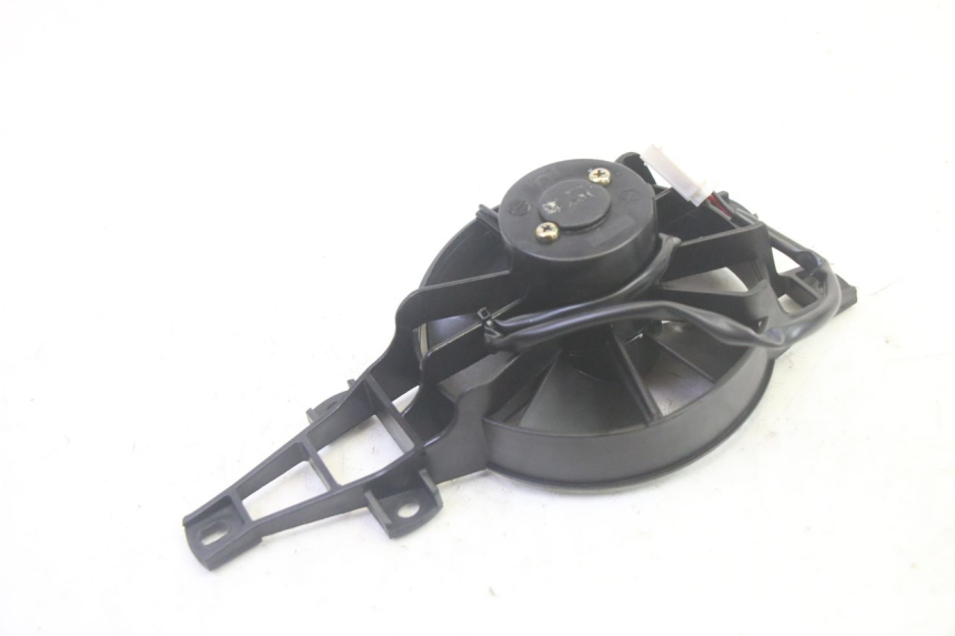 photo de FAN PIAGGIO MP3 RL 250 (2006 - 2010) - Zoom on usage condition