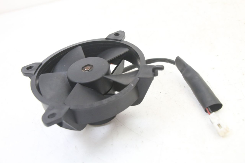 photo de FAN PIAGGIO VESPA GRANTURISMO 125 (2003 - 2007)