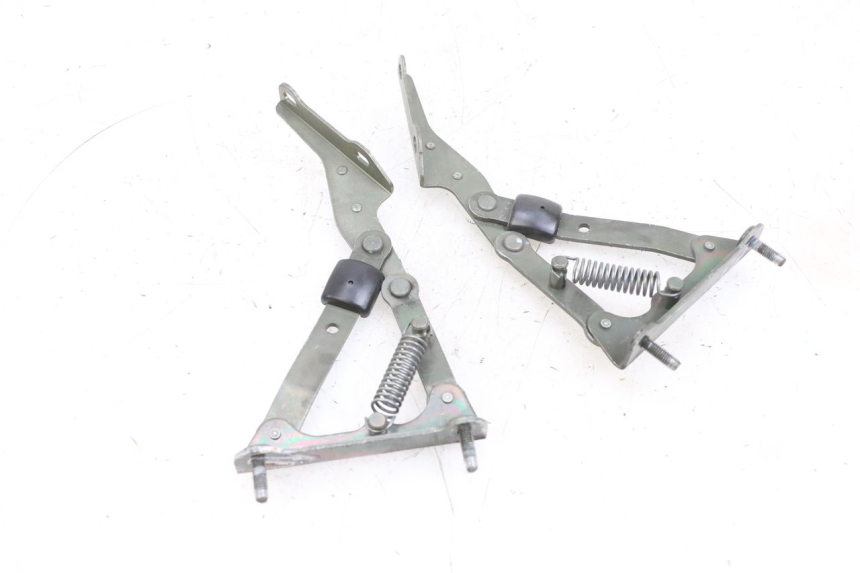 photo de UNDERSEAT ROD SHOCK PIAGGIO X8 125 (2004 - 2007) - Main view