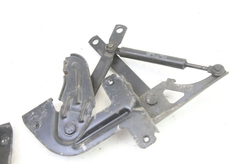 photo de SEAT ROD SHOCK  PEUGEOT SATELIS 250 (2006 - 2012)
