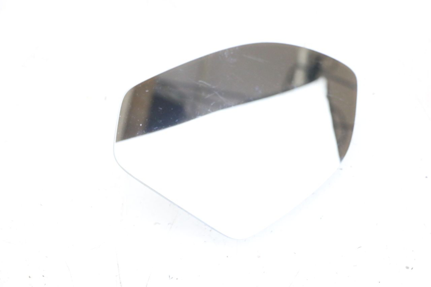 photo de LEFT GLASS MIRROR PIAGGIO X9 EVOLUTION 125 (2003 - 2007) - Technical close-up