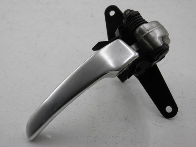 photo de UNDERSEAT STORAGE LOCK BMW R RT ABS 1100 (1996 - 2001)