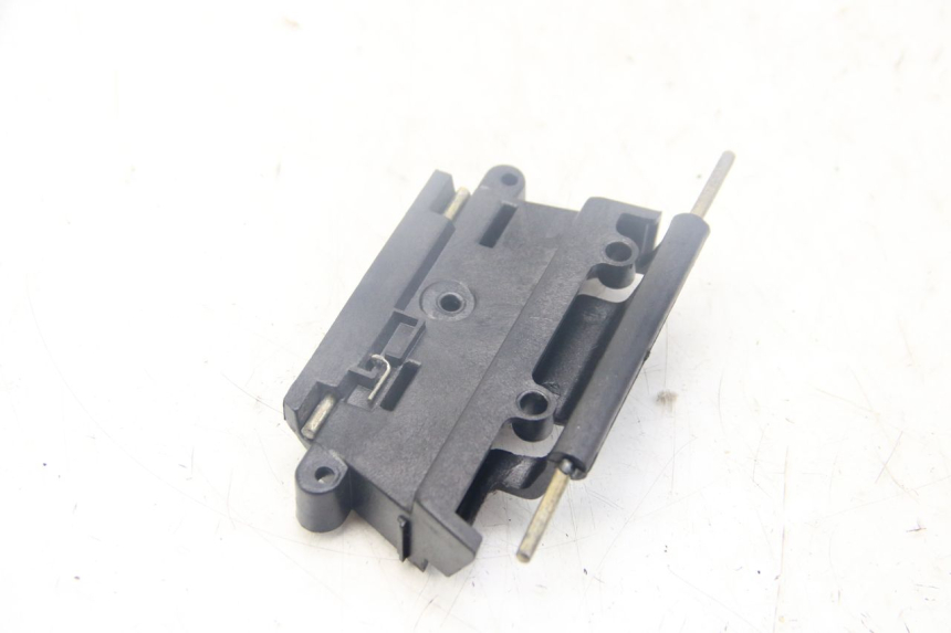 photo de UNDERSEAT STORAGE LOCK PEUGEOT VIVACITY NEW 4T 50 (2008 - 2017)