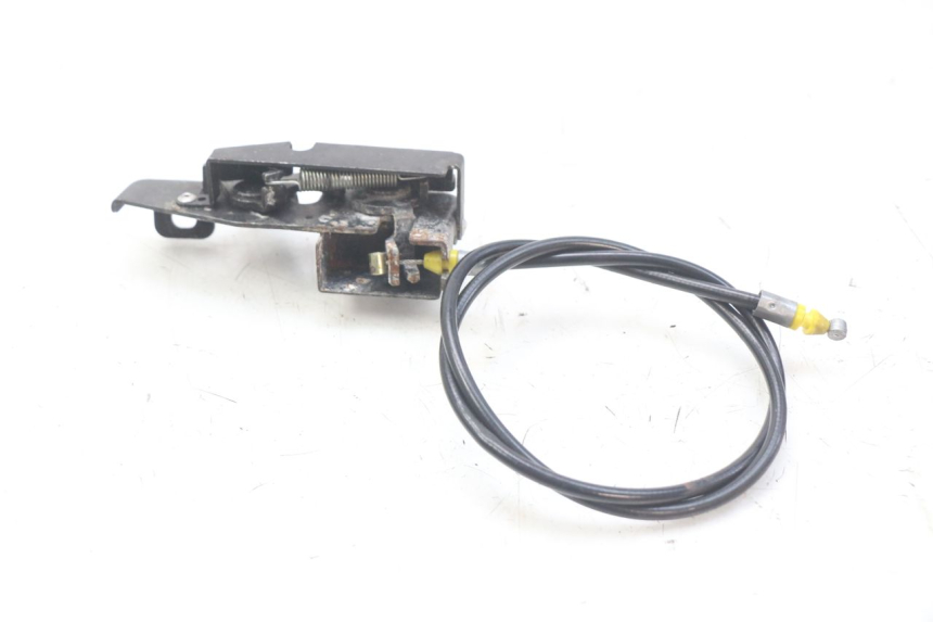 photo de DOOR LOCKING HONDA FES PANTHEON 2T 125 (1998 - 2002)