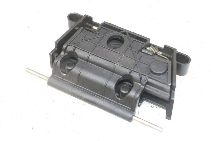 photo de LOCKING MECHANISM COVER PEUGEOT VIVACITY NEW 2T 50 (2008 - 2017)