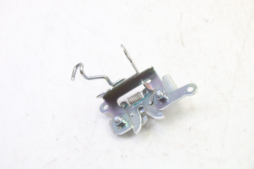 photo de DOOR LOCK YAMAHA XMAX X-MAX 125 (2021 - 2025)