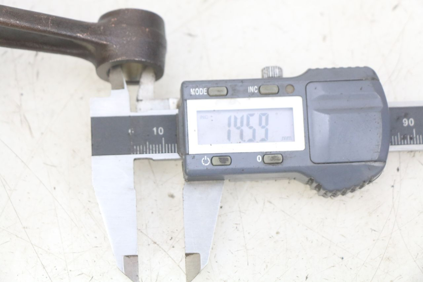 photo de CRANKSHAFT PEUGEOT ELYSEO 125 (1999 - 2004)