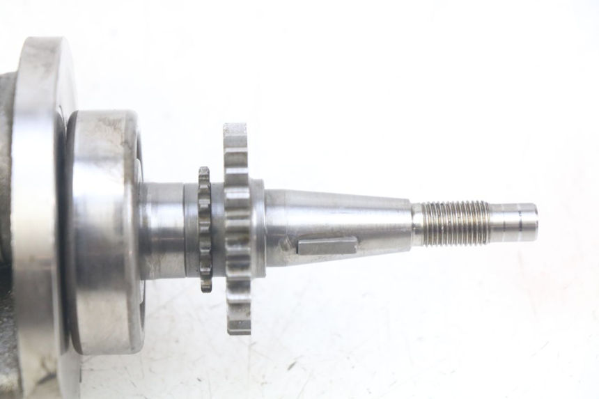 photo de CRANKSHAFT PEUGEOT ELYSEO 125 (1999 - 2004)