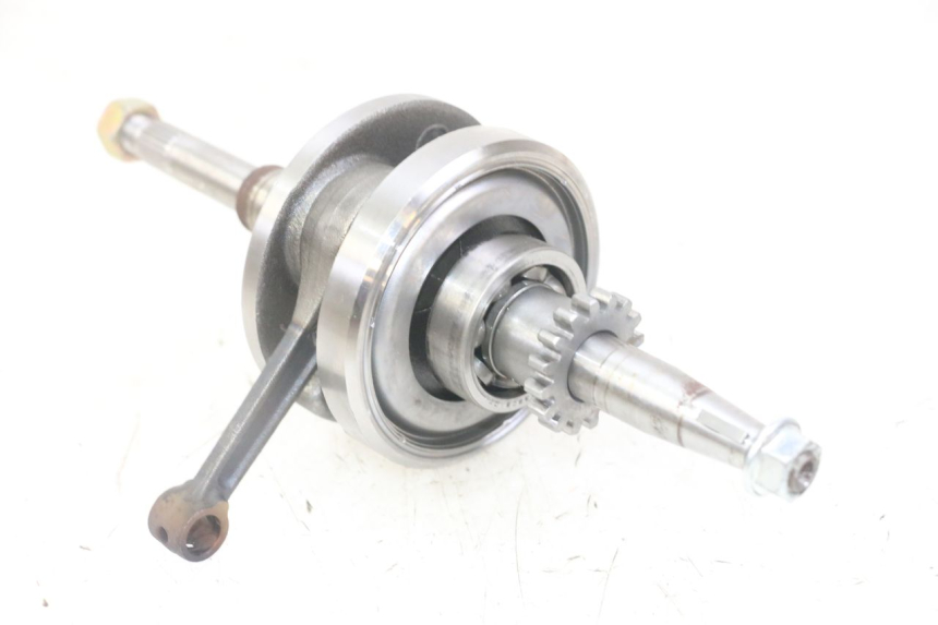photo de CRANKSHAFT PEUGEOT KISBEE 4T 50 (2018 - 2022)