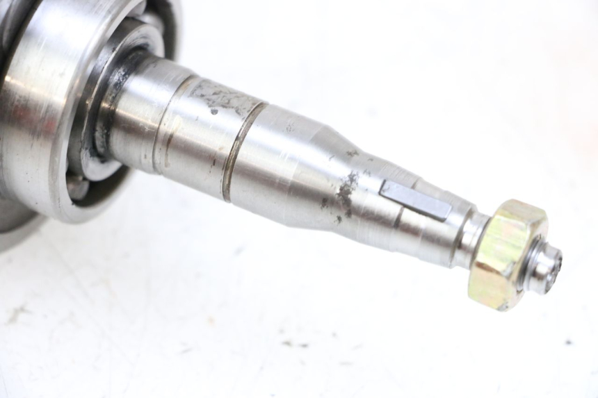 photo de CRANKSHAFT YAMAHA NEO'S NEOS 2T 50 (1998 - 2007) - Alternative perspective