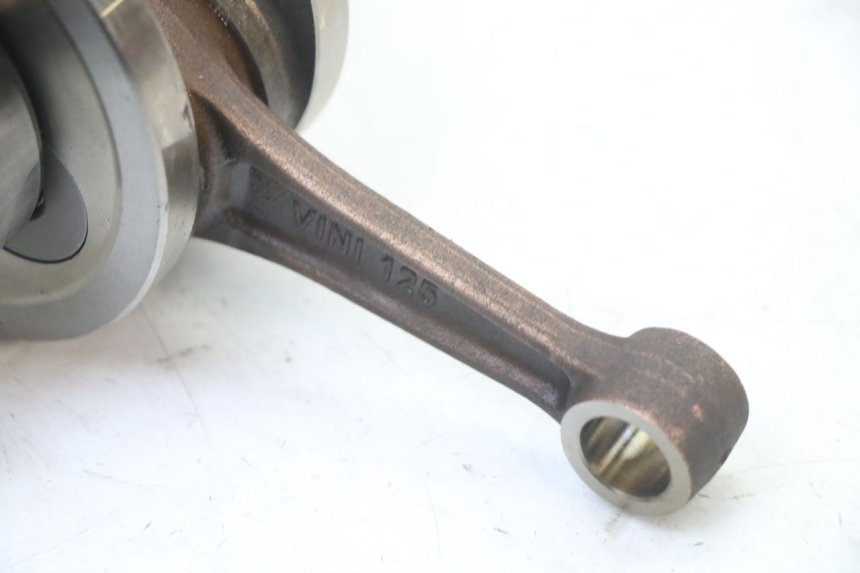 photo de CRANKSHAFT PEUGEOT SATELIS 125 (2013 - 2018)