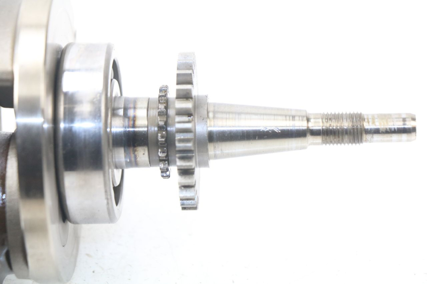 photo de CRANKSHAFT PEUGEOT SATELIS 125 (2010 - 2012)