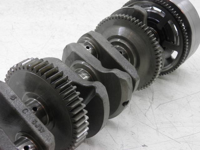 photo de CRANKSHAFT YAMAHA FJR 1300 (2004 - 2005)