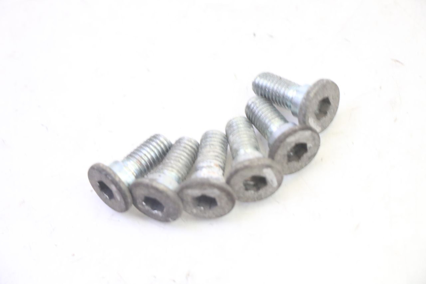 photo de BRAKE DISC BOLT HYOSUNG GV AQUILA 125 (2000 - 2004)