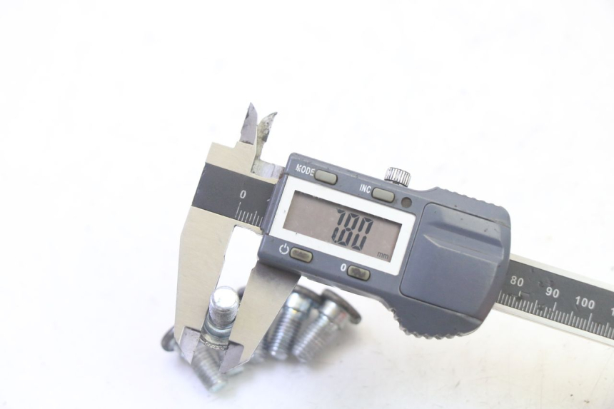 photo de BRAKE DISC BOLT HYOSUNG GV AQUILA 125 (2000 - 2004)