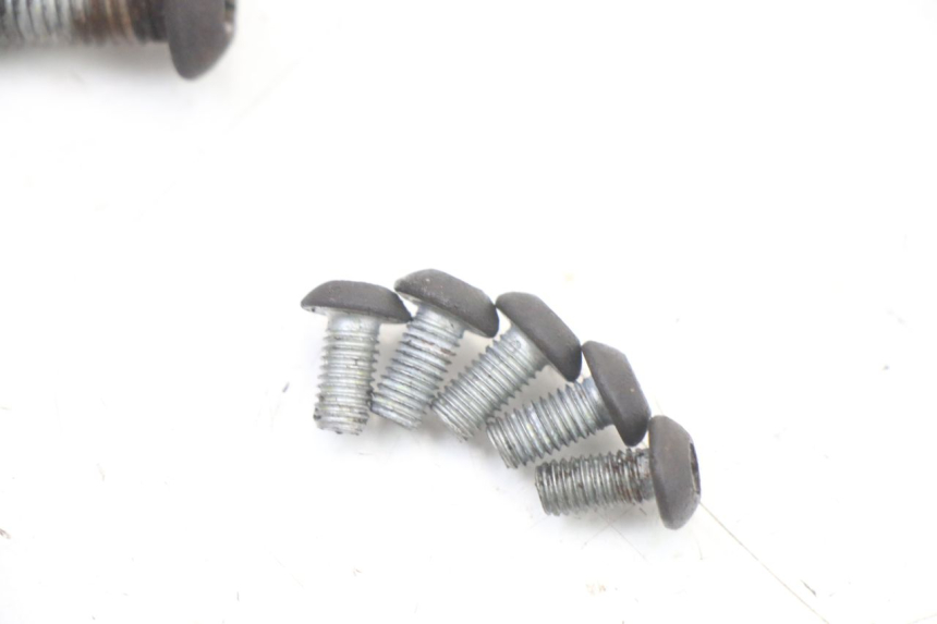 photo de BRAKE DISC BOLT BMW C1 125 (2000 - 2003)