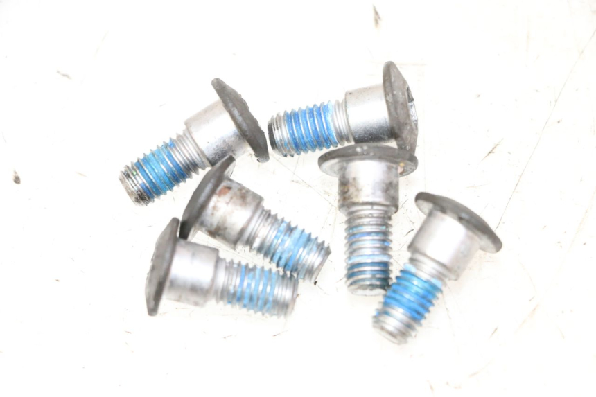 photo de BRAKE DISC BOLT SUZUKI BURGMAN 125 (2007 - 2014)
