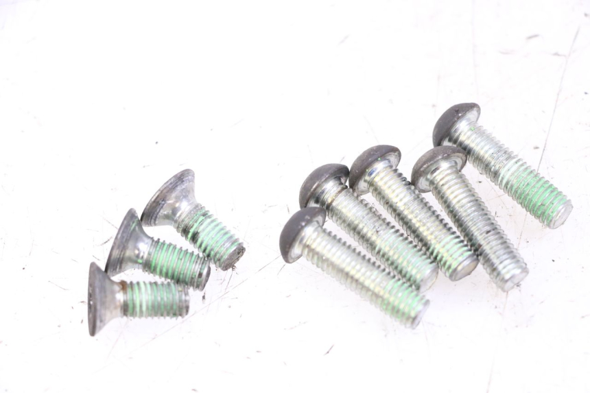 photo de BRAKE DISC BOLT PEUGEOT CITYSTAR 50 (2013 - 2017)