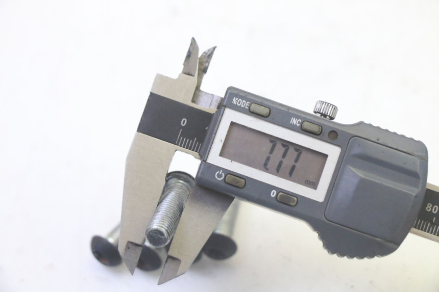 photo de BRAKE DISC BOLT PEUGEOT CITYSTAR 50 (2013 - 2017)