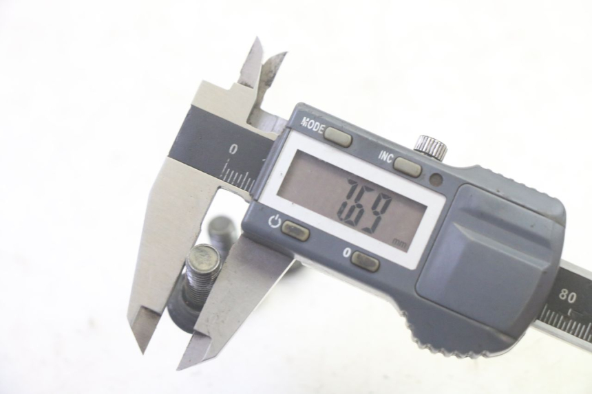 photo de BRAKE DISC BOLT SYM FIDDLE 3 III 125 (2014 - 2020) - Technical close-up